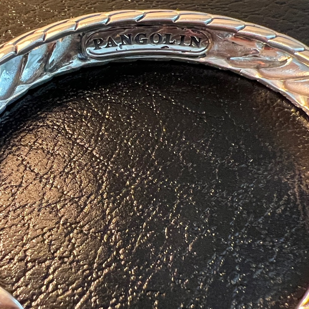 Patrick Mavros Pangolin Armour Bangle – XL (Sterling Silver) - Picture 4 of 7